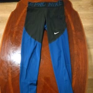 Nike Pro leggings